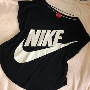 Loose Nike shirt